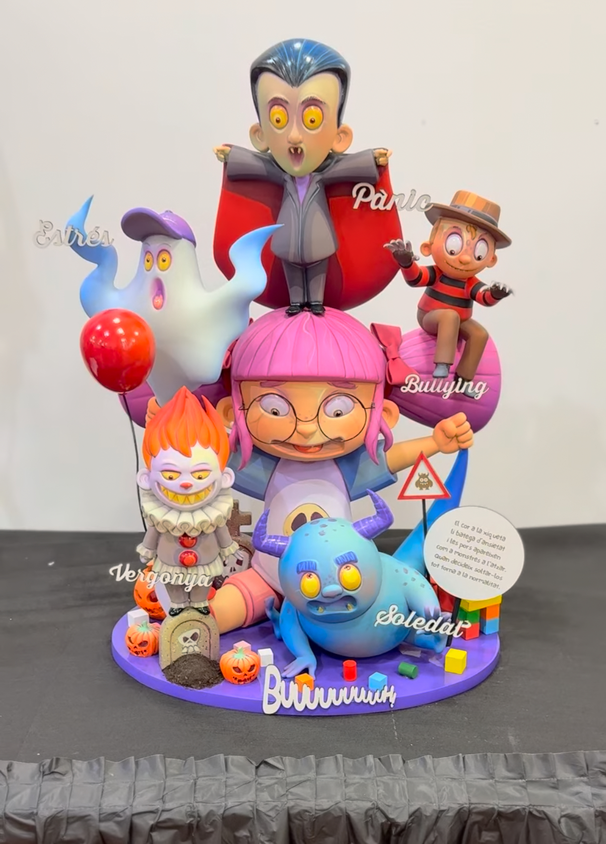 NINOT INDULTAT INFANTIL - PASSEIG